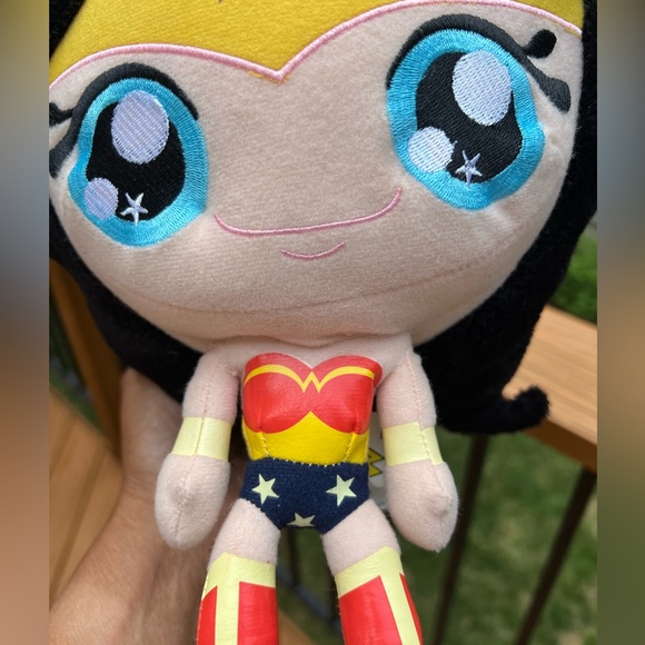 Wonder Woman Plush Doll - Picture 3 of 5